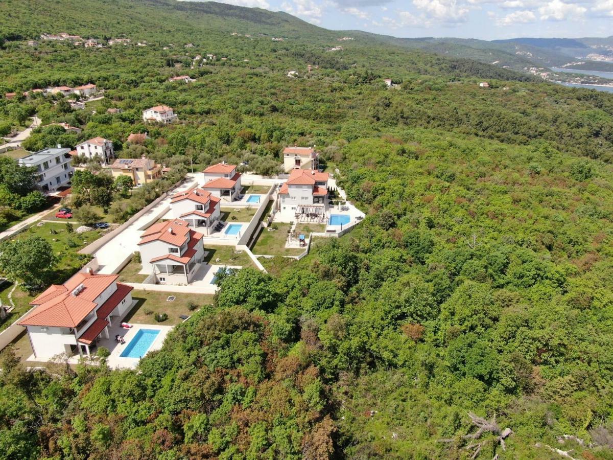 Marine Yourcroatiaholiday * Drenje (Istria)